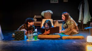 objetos guachos teatro el crisol